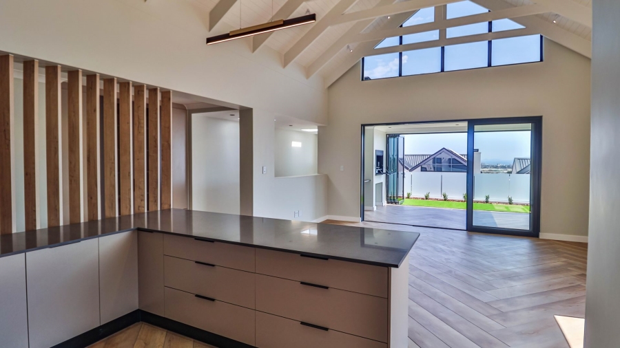 3 Bedroom Property for Sale in Mzuri Estate Western Cape